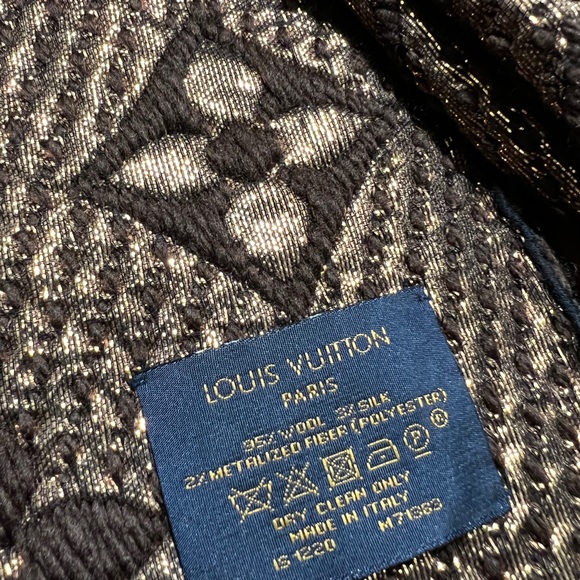 Authentic LOUIS VUITTON LV Winter Muffler Logo Mania Monogram Wool Silk Brown - Picture 8 of 9